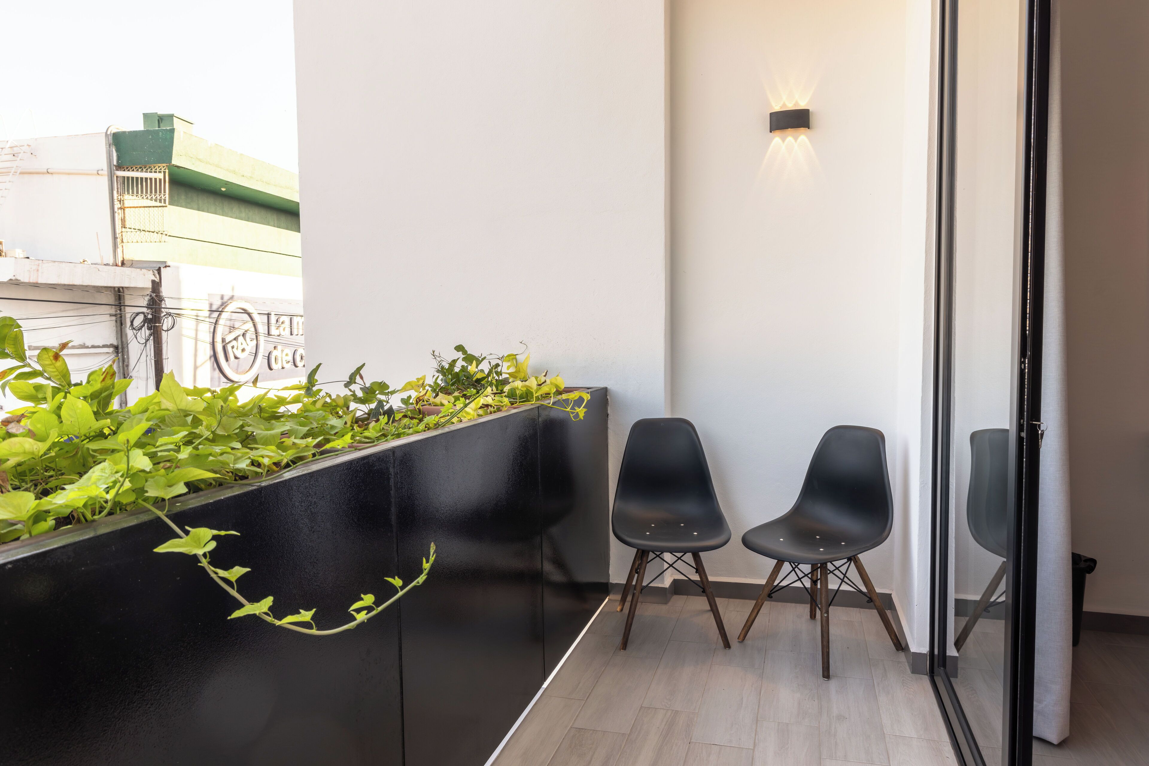 Superior Suite, City View | Property grounds