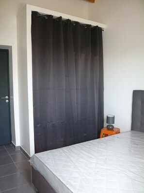 Room - Vrbo Property (Médis)