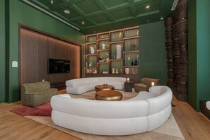 Interior - Cityline at The Crosby | High-Floor Lux Suite (Miami)