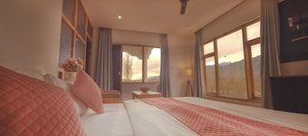 Indus Serenity Retreat – Balcony Rooms | Offbeat Leh Stay