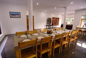 Nhà hàng