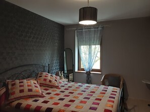 Bed sheets - Vrbo Property (La Roque-Gageac)