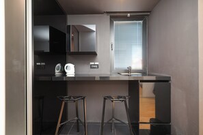 غرفة عادية | المنشأة من الداخل