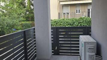 Comfort Single Room, Garden View | Property grounds