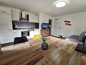 Departamento, vista al jardín | Interior