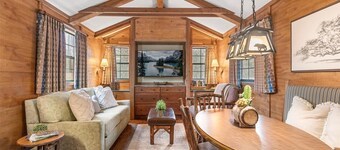 Vintage Disney Cabin with new pool, playground & fire pit