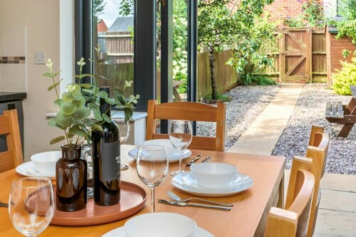 Entire home in Hanley United Kingdom