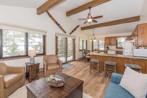 TV, fireplace, DVD player