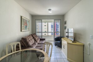 Interior - Apt in Downtown BC 350m From the Beach Pae1002 (Balneário Camboriú)