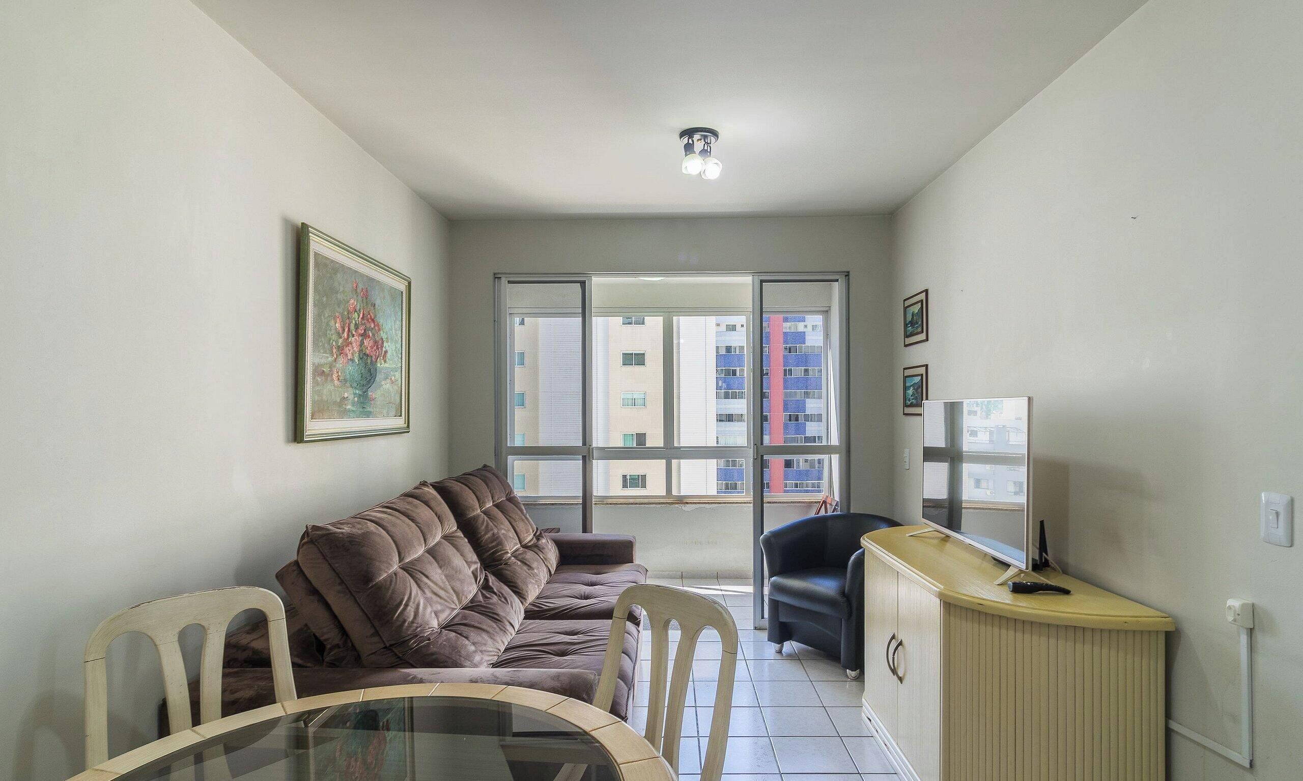 Basic Apartment | Interior