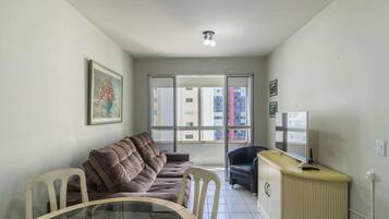 Basic Apartment | Interior