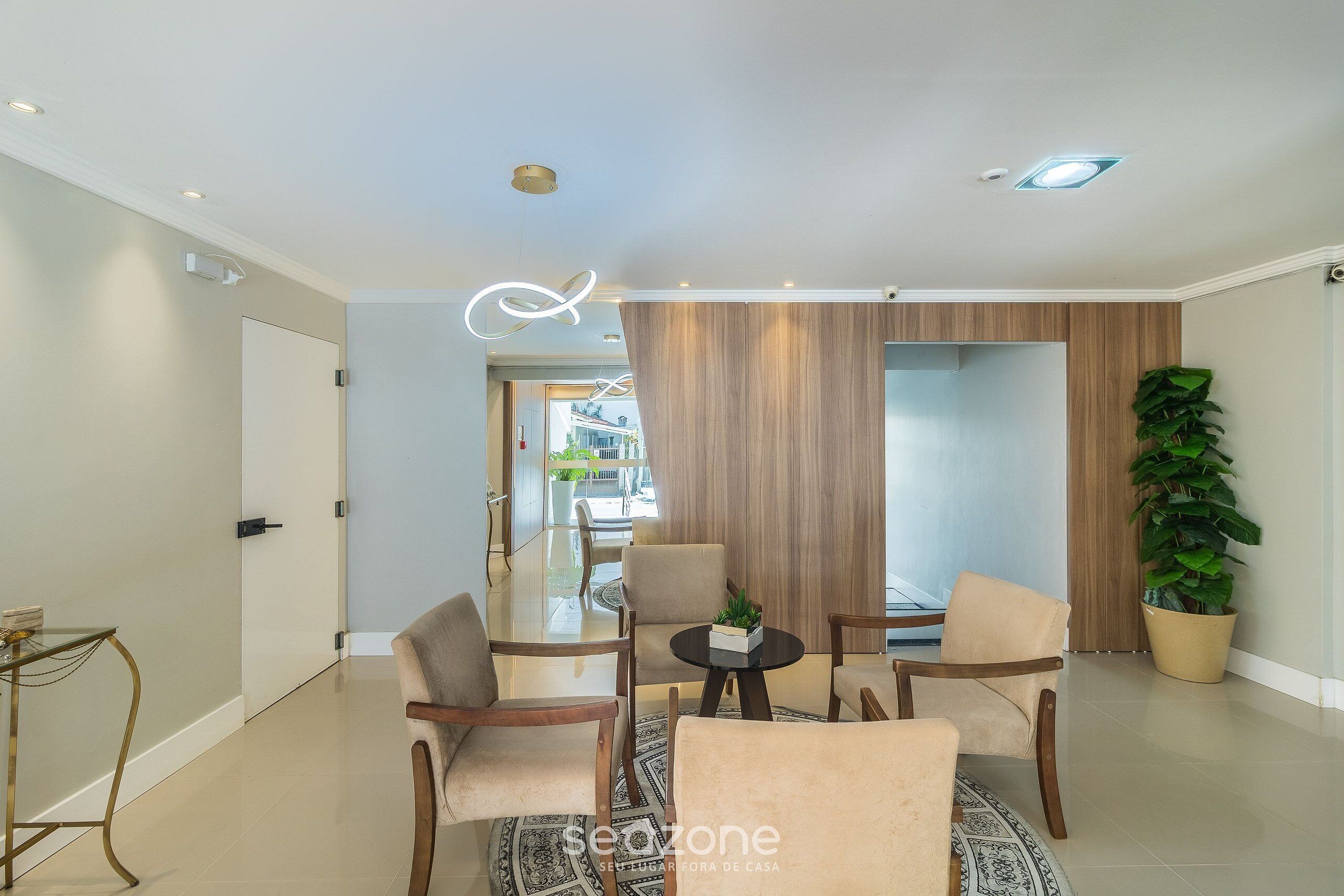 基础公寓 | 住宿内部