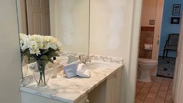 Towels, soap, toilet paper