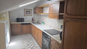 Comfort Apartment, City View | Dapur peribadi