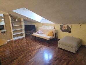 Lägenhet Comfort - utsikt mot staden | Vardagsrum