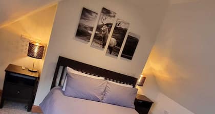 A Spacious 3-Bedroom Retreat at the Gateway to the Highlands