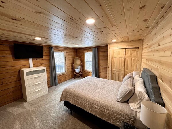 5 bedrooms, iron/ironing board, travel cot, free WiFi