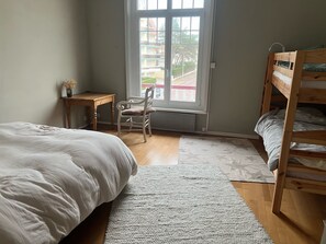 Accès Internet, draps fournis