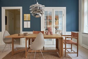 Deluxe-lejlighed - byudsigt | Spiseområde