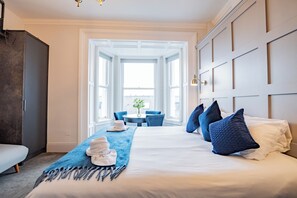 1 bedroom, iron/ironing board, internet, bed sheets - Studio with Scenic Marina Views (Howth)