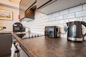 Fridge, microwave, oven, stovetop - Studio with Scenic Marina Views (Howth)