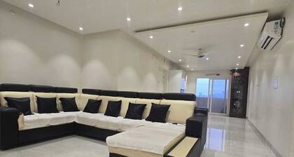 Enjoyable 2-bedroom apartment with AC and stylish in vibrant Hyderabad