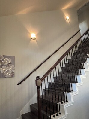 Interior - A Bastrop Escape Where Deer Roam & Families Gather - Sleeps Up to 8 (Bastrop)