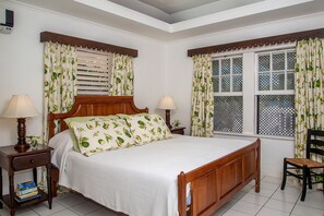 3 soveværelser, pengeskab på værelset, strygejern/strygebræt