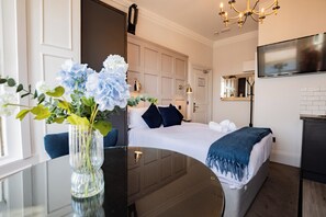 1 bedroom, iron/ironing board, Internet, bed sheets