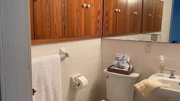 Towels, soap, toilet paper