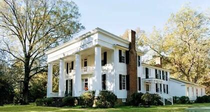 Edwards room at Chantilly bed & breakfast in charming Washington GA