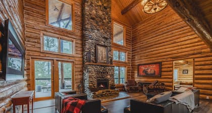 Wilderness Club Lodge For 25