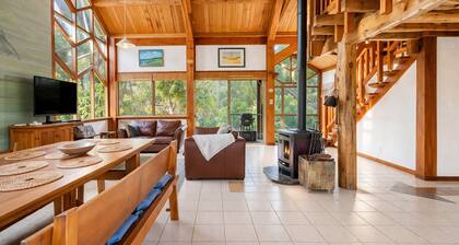 Enjoyable 4-bedroom house with AC in charming Yallingup