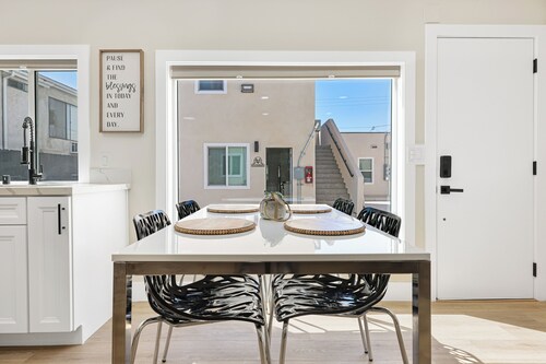 Quiet Newly Renovated Oasis in the Heart of North Park
