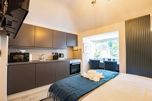 1 Schlafzimmer, Bügeleisen/Bügelbrett, Internetzugang, Bettwäsche