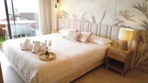 Fer et planche à repasser, Wi-Fi gratuit, draps fournis