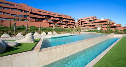 Luxury UCAM Executive | Terrace & High-Speed Wi-Fi