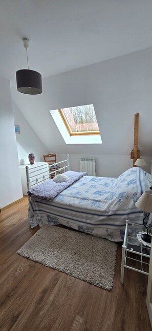 3 Schlafzimmer, Bügeleisen/Bügelbrett, Reisekinderbett, kostenloses WLAN