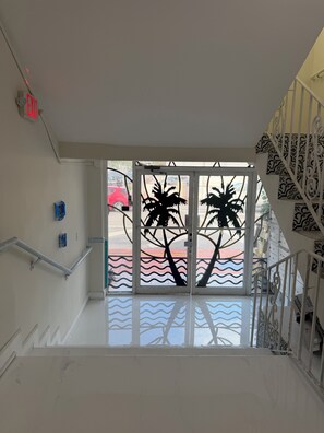 Exterior - MB Playa Hotel and Apartments (Miami Beach)