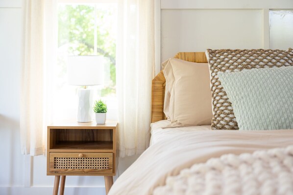 1 bedroom, free WiFi, bed sheets - Egret Escape - 5 Minutes to downtown Wilmington (Wilmington)