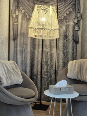 Superior Double Room, Garden View | Interior - La Ferme de la Cour (Herbeumont)