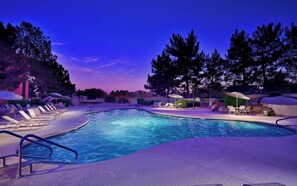 Pool - Resort Style 1-bedroom condo with golf course view - March available! (Phoenix)