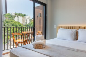Studio, Smoking - Modern Studio in Lapa With Pool and gym R1205 (Nova Iguaçu)