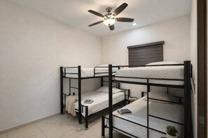 Iron/ironing board, WiFi, bed sheets - Condo Premium - Malecón | Vista al mar | Grupos 6+ (Mazatlán)
