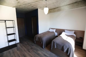 Twin Room, Balcony, Garden View | Desk, laptop workspace, free WiFi - Aragvispiri Wine Cellar (Dusheti)