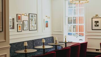 Lunch and dinner served