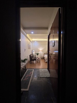 Interior - A studio apartment in the heart of Vrindavan (Vrindavan)