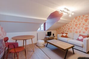 Living area - Charming renovated two rooms wifi (Cabourg)