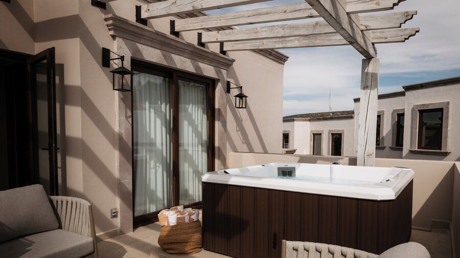 Trobbu Boutique Collection San Miguel