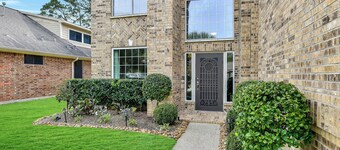 Spacious 4-bedroom house in fabulous Seabrook close to NASA and Kemah Boardwalk